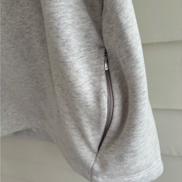 Athleta Cozy Karma Twisted Neck Sweatshirt Women’s Size 1X - Picture 4 of 13